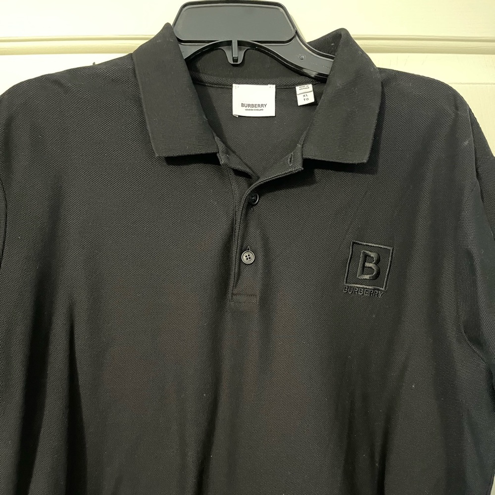 Men’s Burberry polo